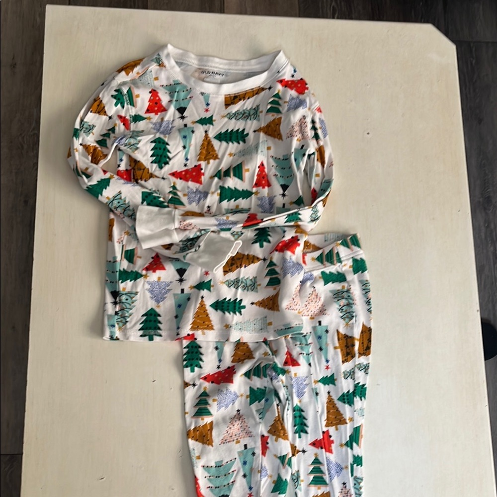 Christmas Kids Pajamas with Colorful Tree Print